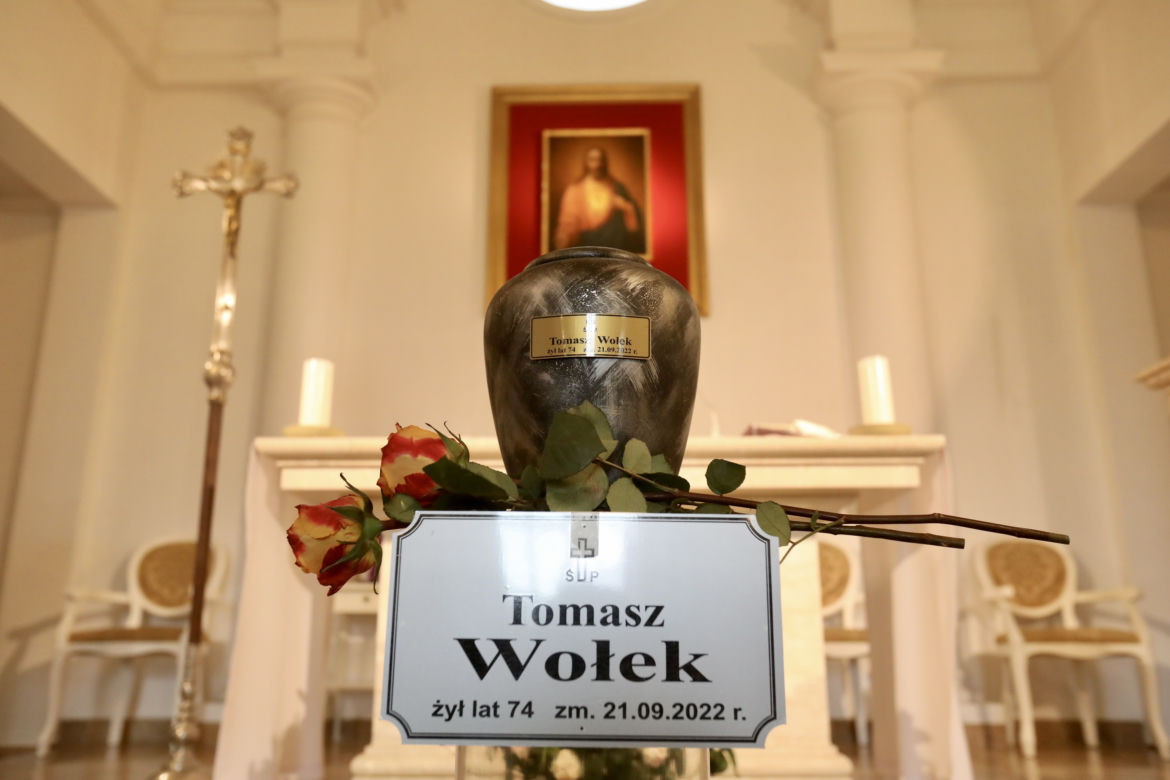 Dariusz Szpakowski na pogrzebie Tomasz Wołka