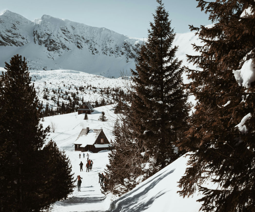 Trudne warunki w Tatrach na święta. TPN ostrzega: wozy konne do Morskiego Oka nie będą jeździć
