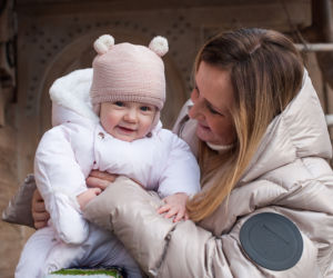Joanna Kurska z córeczką w górach