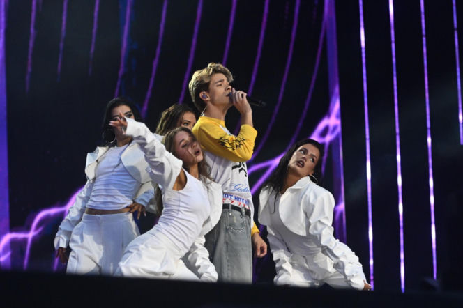 Gwiazdy wyszły na scenę, a publiczność oszalała. Wielki koncert "Lata z Radiem i Telewizją Polską" za nami