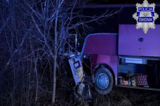 W nocy doszło do śmiertelnego wypadku w miejscowości Kolonia Siedliszczki. Nie żyje 27-letni kierowca audi
