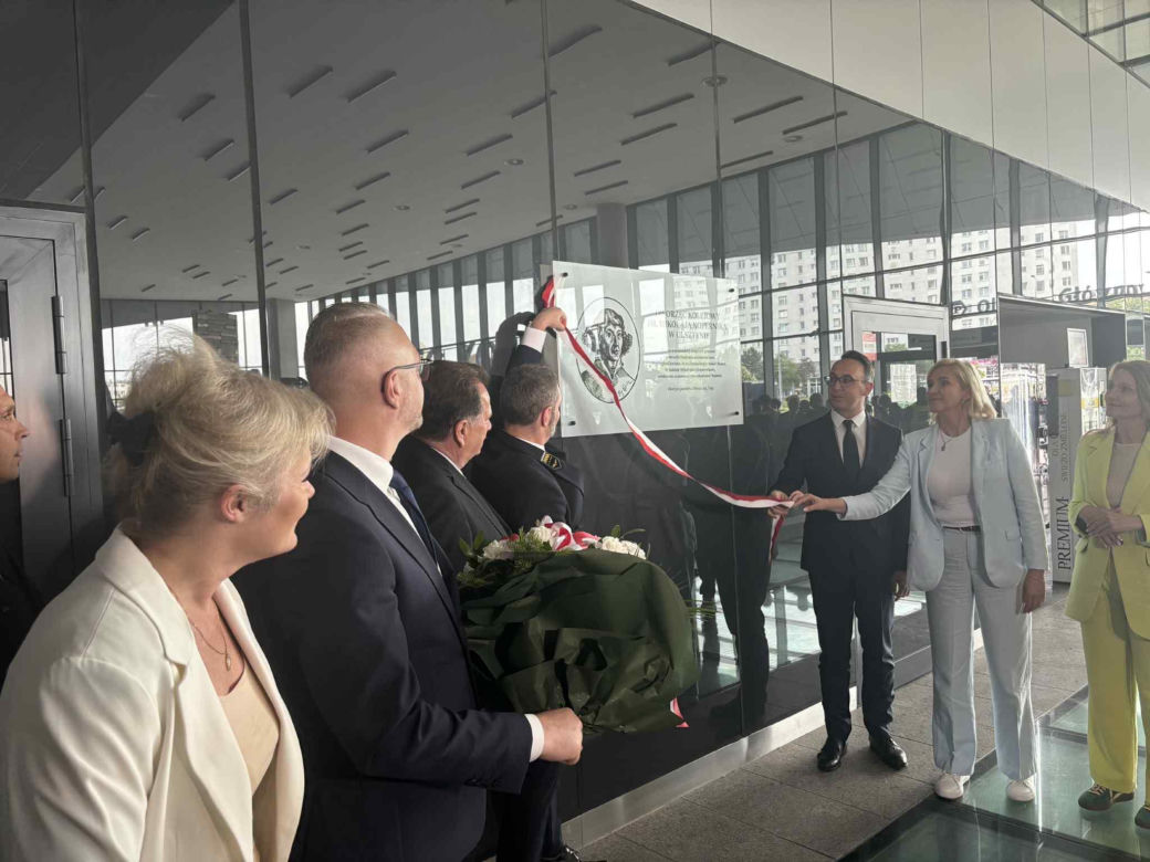 Dworzec Olsztyn Główny ma patrona. Żaden obiekt kolejowy w Polsce nie nosi takiego imienia