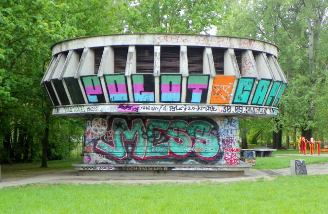 Warszawa miała lotnisko w samym centrum miasta. Dzisiaj jest tam wielki park!