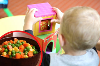Alarm w toruńskim żłobku! 35 dzieci zachorowało w tym samym czasie, sanepid bada catering