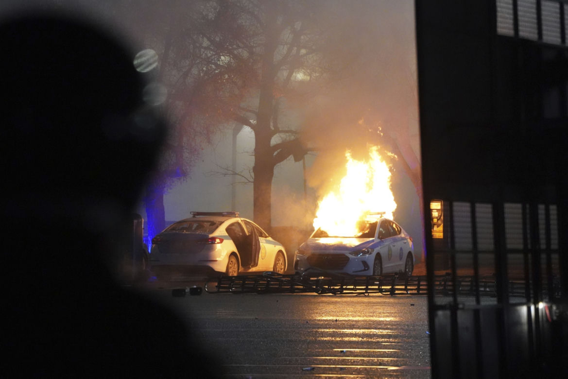 Rzeź w Kazachstanie! Bunt przeciw drożyźnie. Kostnice pełne demonstrantów