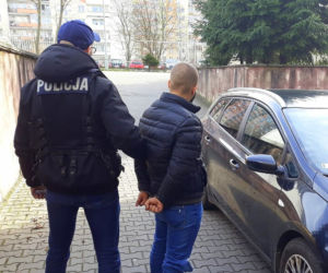 108 tysięcy złotych w aucie oszustów na wnuczka