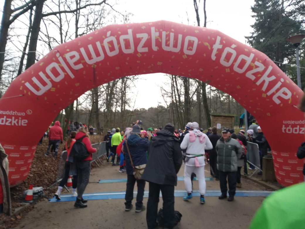 40. Bieg Sylwestrowy w Łodzi. Wśród uczestników był Batman, Obelix i szeryf bez głowy