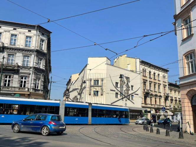 Teatr Bagatela bez reklamy