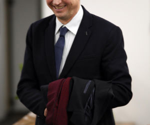 Piotr Cyrwus kiedyś i dziś. Tak przez lata zmieniał się aktor znany z roli Ryśka w Klanie