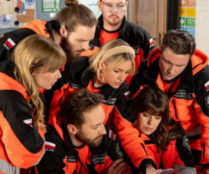 Na sygnale, odcinki 879-883. Poważne oskarżenia, walka o życie i gościnny występ w najnowszych odcinkach - ZDJĘCIA