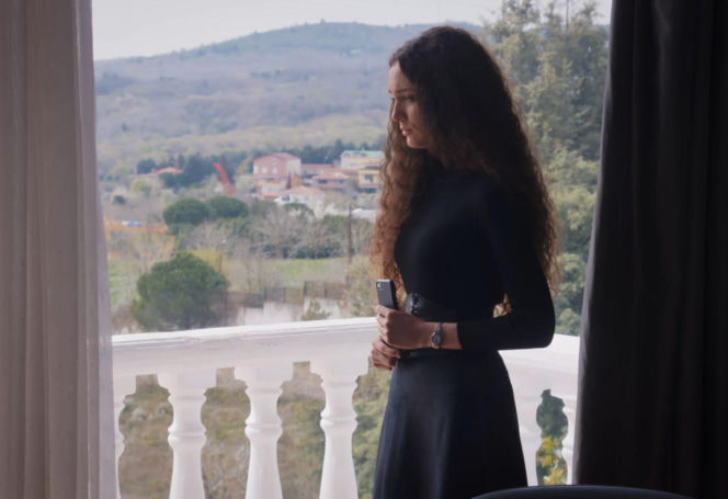 "Dziedzictwo", odcinek 834: Nana z bronią w ręku wymusza na Kazimie zeznanie, kto stał za zamachem na Yamana