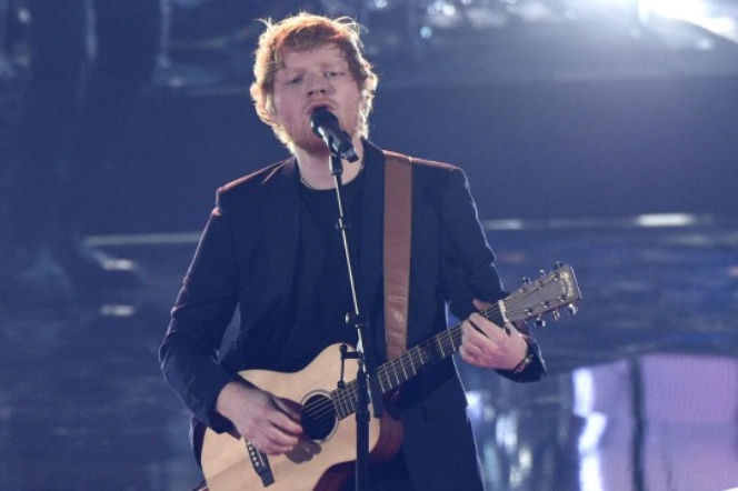 Ed Sheeran w Polsce równo za rok: zabij czas układając puzzle!