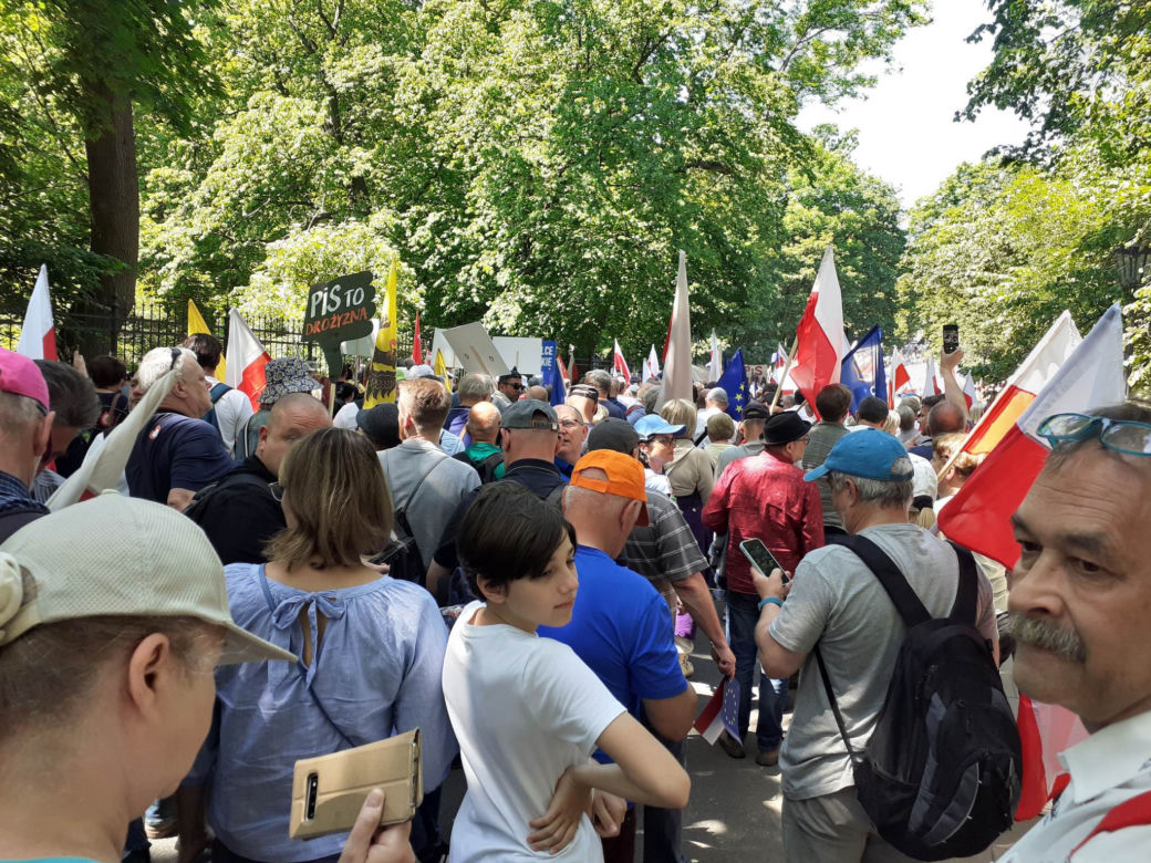 Marsz 4 czerwca w Warszawie - tłumy na ulicach stolicy!