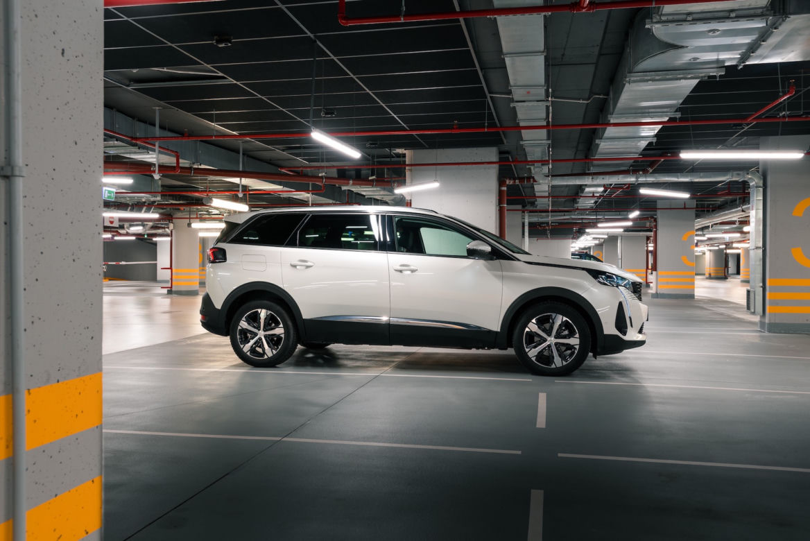 Peugeot 5008 po liftingu 2021