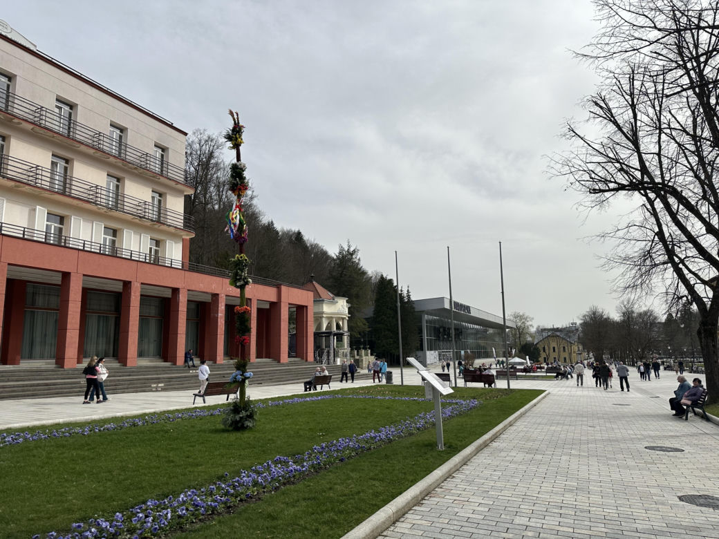 Krynica-Zdrój znów tętni życiem. Uzdrowisko przeżywa drugą młodość 