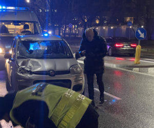 Potrącenie na przejściu w centrum. Pieszy w stanie krytycznym