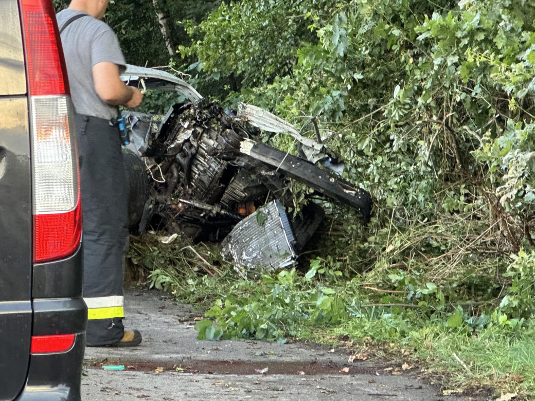 30-latek jechał gruzem BMW bez drzwi i okien. Zginął na miejscu