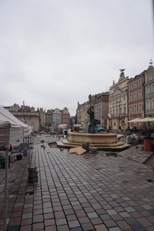 Na jakim etapie są prace remontowe na Starym Rynku?