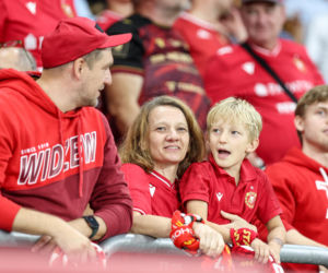 Widzew Łódź - Lech Poznań: Zdjęcia kibiców z meczu 6. kolejki PKO BP Ekstraklasy
