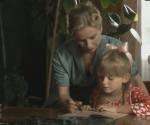 Czas honoru 6 sezon odc. 77. Ada Lewińska (Magdalena Cielecka), Katia (Gabrysia Mazurek)