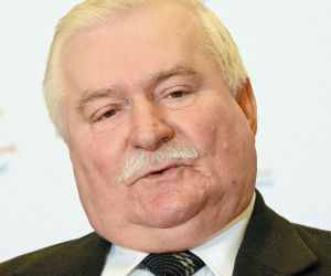 Wałęsa unika zdjęć z Obamą