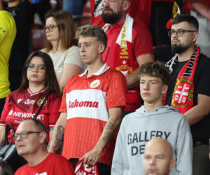 Widzew Łódź - Lech Poznań: Zdjęcia kibiców z meczu 6. kolejki PKO BP Ekstraklasy