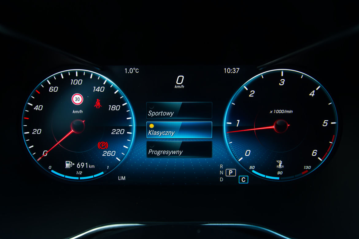 Mercedes-Benz C220d Kombi 4Matic 9G-Tronic AMG Line