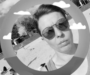 Runęli z balkonem, winnych nie ma