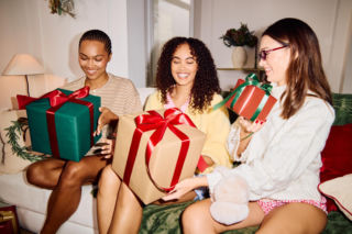 Świąteczne must have od SHEIN: prezenty, które podbijają social media