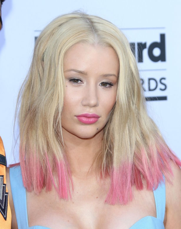 Gala Billboard Music Awards 2015 za nami. Wiemy, że największym zwycięzcą okazała się Taylor Swift! Iggy Azalea chyba nie była zadowolona z takiego obrotu sprawy - zobaczcie jej zbolałą minę! :)