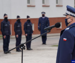 Ponad stu nowych policjantów na Warmii i Mazurach