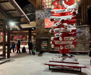 Rovaniemi w Finlandii. Wioska Świętego Mikołaja