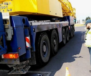 O 40 ton zbyt ciężki ładunek, Fiat Stilo na jego szczycie