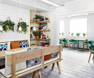 Wnętrze ekologicznej restauracji w Norwegii