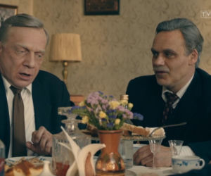 Stulecie Winnych 3 odc. 31. Władek (Arkadiusz Janiczek), Stanisław (Jan Wieczorkowski)