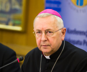 PIS WYCOFUJE SIĘ Z ZAKAZU ABORCJI.