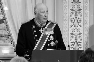 Nie żyje król Harald V! Odszedł spokojnie o 6:35. Ostatnie dni spędził w szpitalu