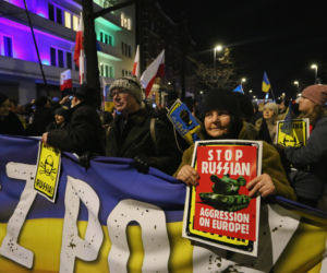 Kijów, Warszawa - wspólna sprawa!. Mieszkańcy stolicy na antywojennych protestach