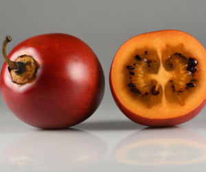 Ten egzotyczny owoc przywędrował z Ameryki Południowej. Wspiera odporność, a do tego ma niski indeks glikemiczny