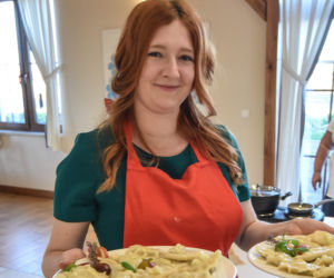 Gospodynie uczyły minister lepienia pierogów
