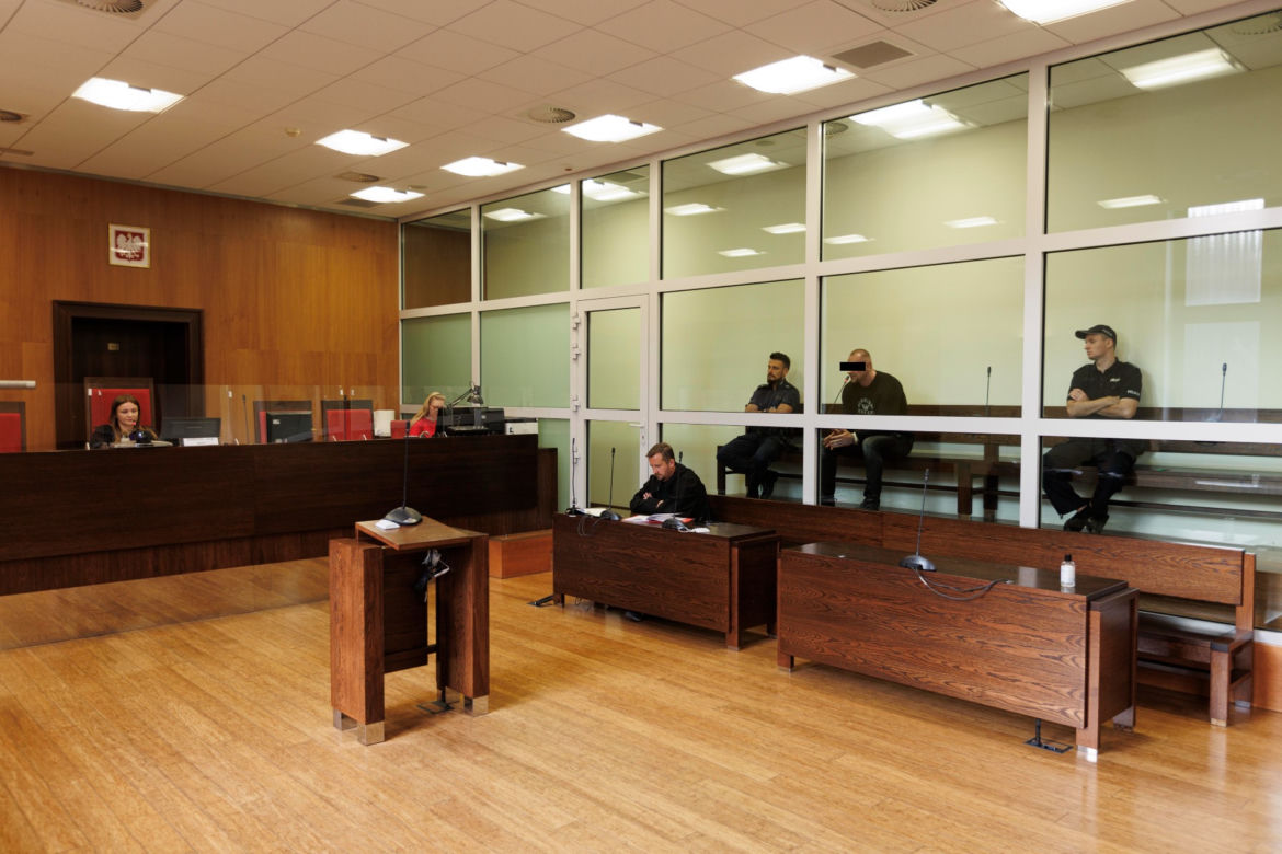 Oszustwo przy sprzedaży luksusowych samochodów