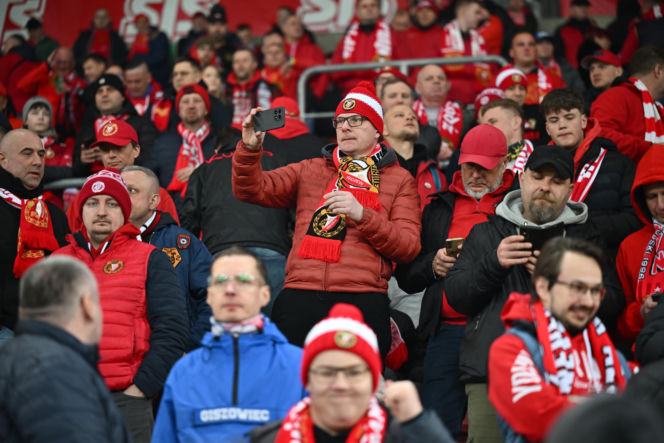 Widzew Łódź - Lech Poznań: Zdjęcia kibiców i zawodników z meczu 24. kolejki PKO BP Ekstraklasy