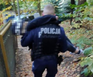 Sopot: Dzieci piły do nieprzytomności. Policjanci wynosili je z lasu na rękach [ZDJĘCIA]