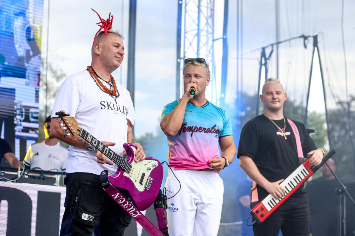 Śląska Scena Letnia na promenadzie przy Stadionie Śląskim w Chorzowie