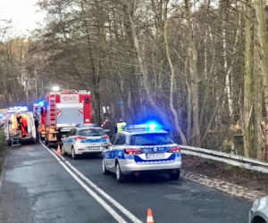 Audi wpadło do rzeki. Nie żyją cztery osoby