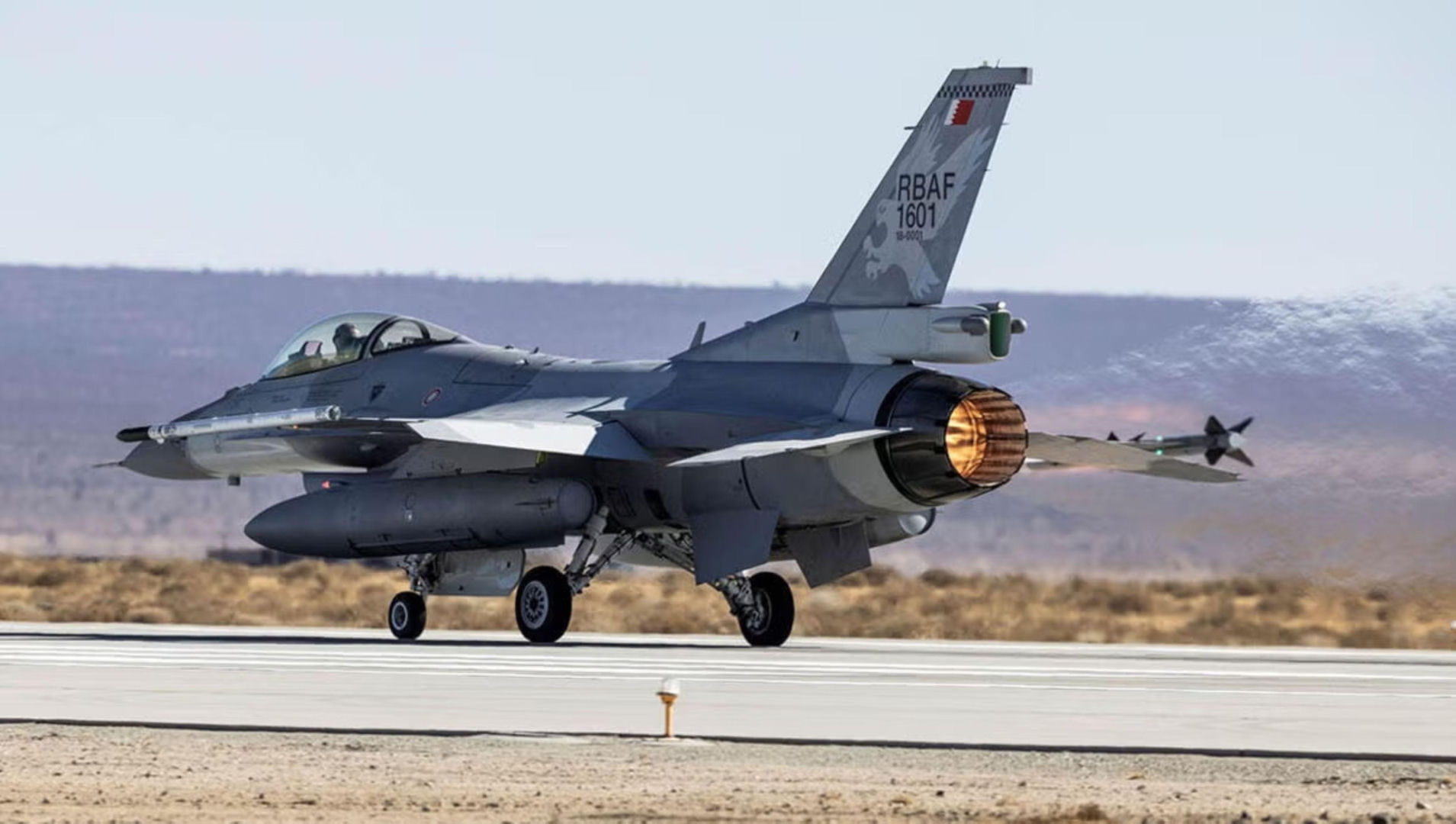 Viper Shield sprawdzony w locie formacji F-16C i F-16D