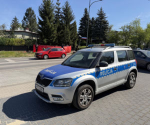 Na środku ulicy rozłożyli parawan. Nie żyje mężczyzna