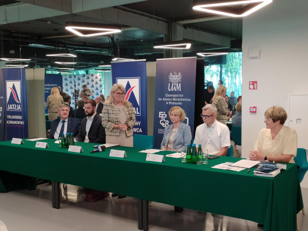Otwarcie nowego akademika UAM "Meteor"