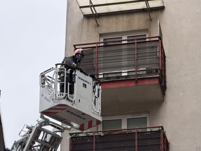 Tragiczny pożar na Pradze-Północ. Zwęglone zwłoki w mieszkaniu. Dwie osoby ranne w tym dziecko