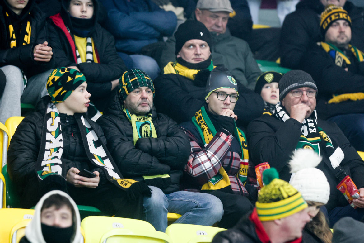 GKS Katowice - Pogoń Szczecin, zdjęcia kibiców i zawodników z meczu 17. kolejki PKO BP Ekstraklasy